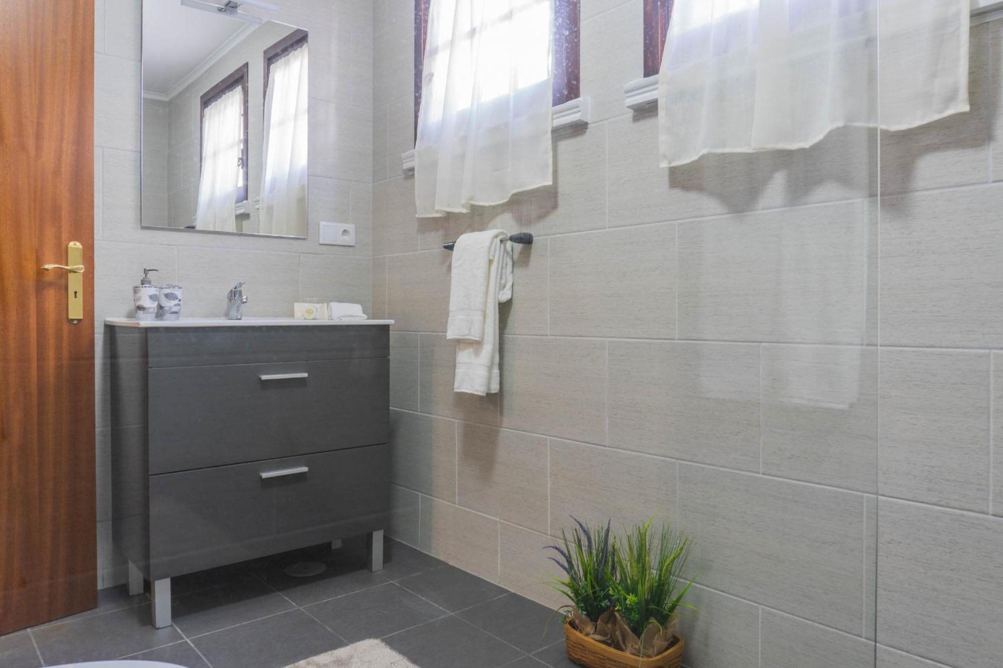Pinheiro Sun&Beach House Πόντα Ντελγκάντα Εξωτερικό φωτογραφία